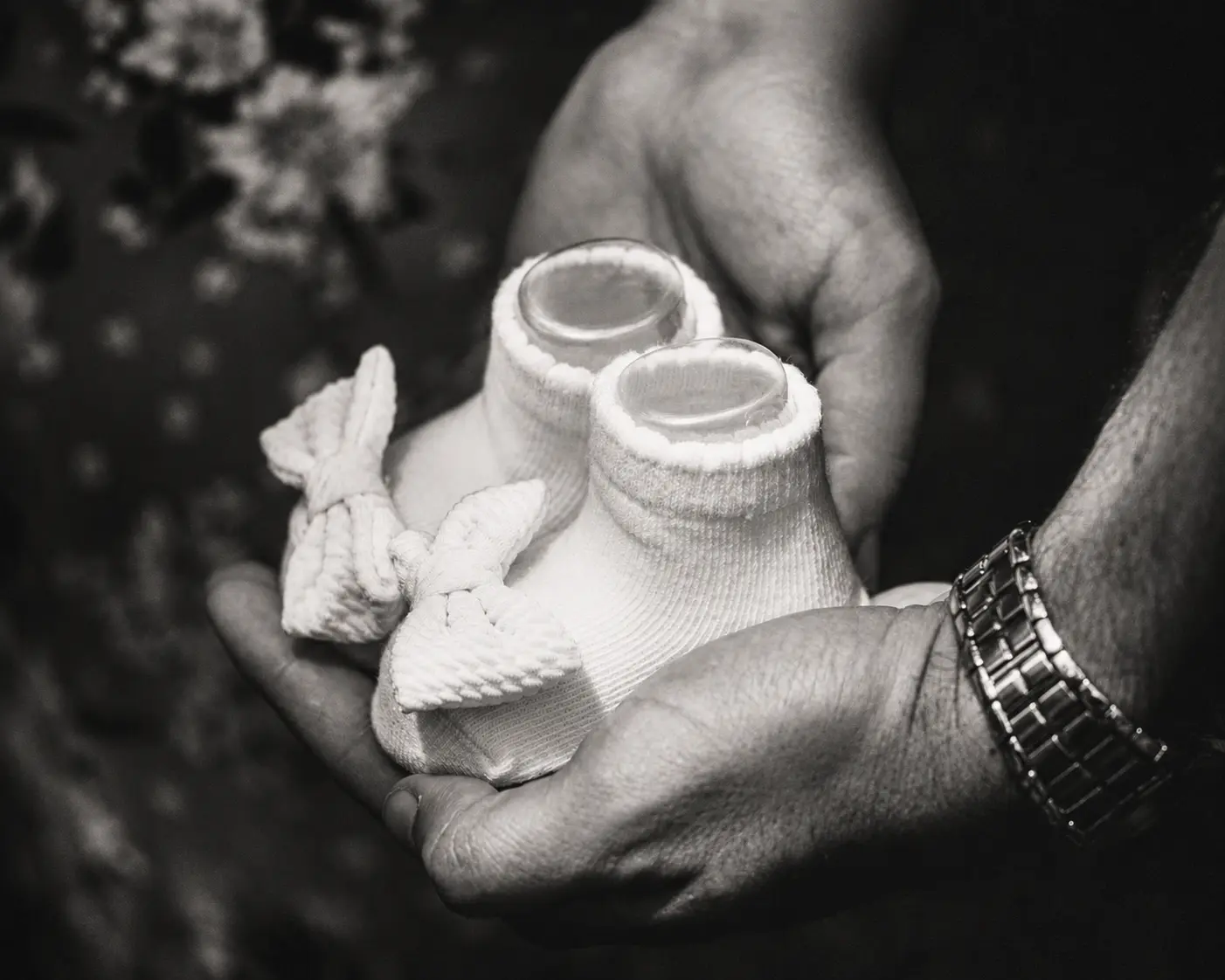 Artie maternity — black and white baby booties detail shot